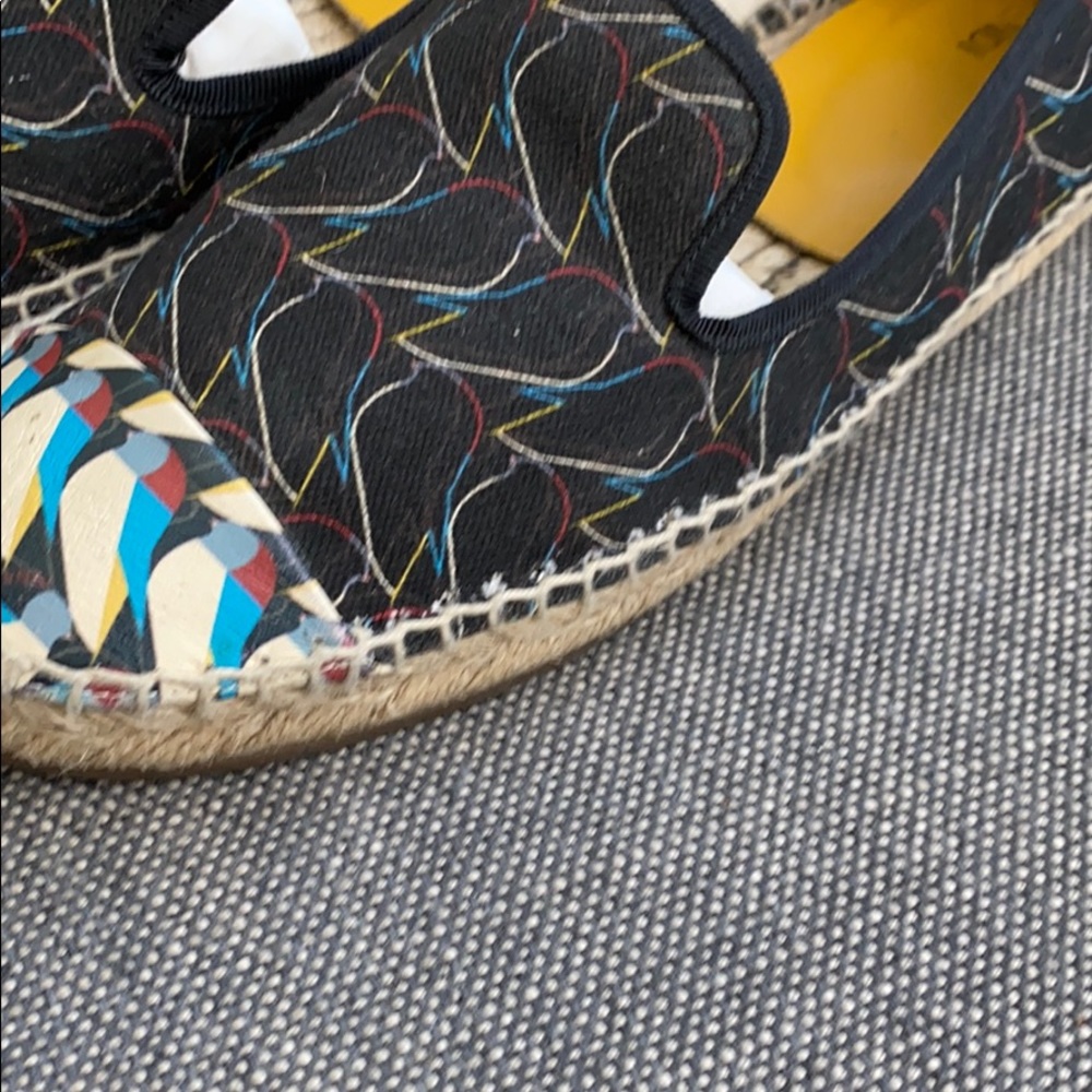 Fendi flat espadrille 38 used no major flaws $550 - Picture 6 of 6